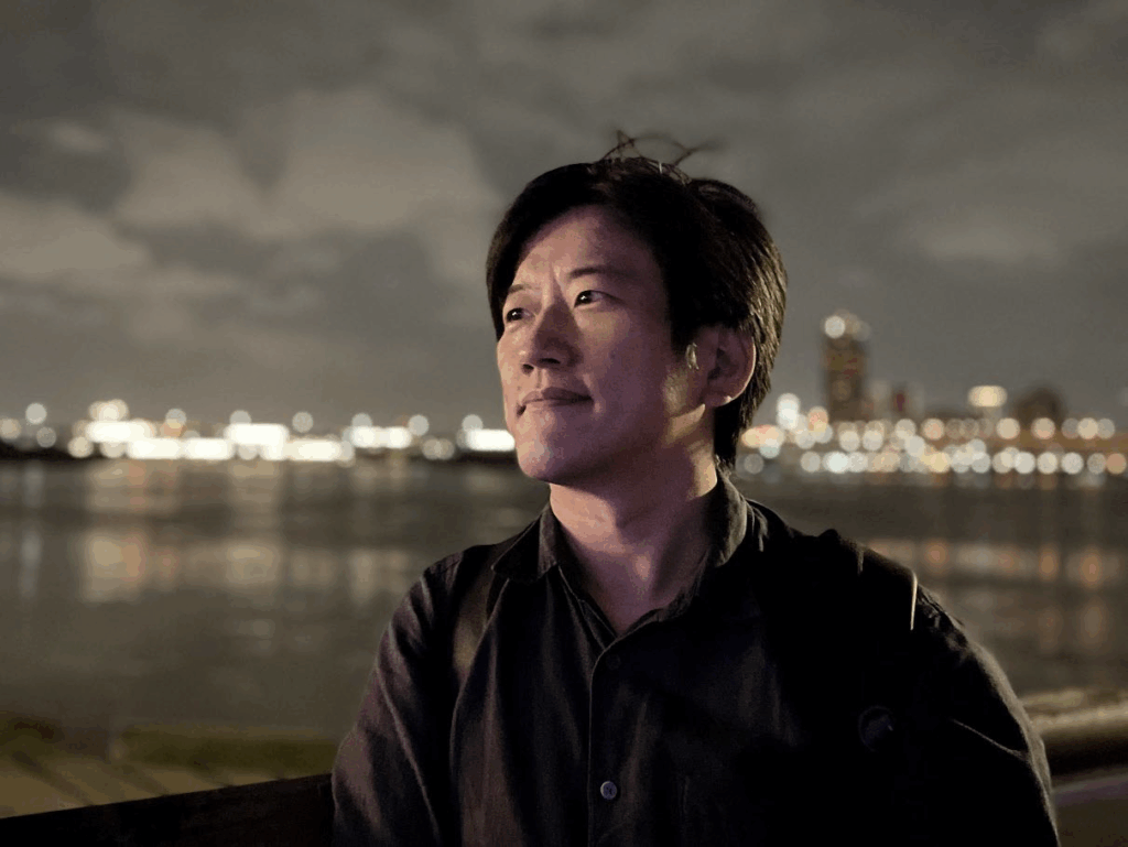 圖片來源：寫作與心之所向──專訪作家朱和之，政治大學廣播電視學系，https://rtv.nccu.edu.tw/PageDoc/Detail?fid=4138&id=12477。